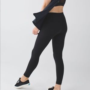 lululemon black Full-On Luxtreme High Times 7/8